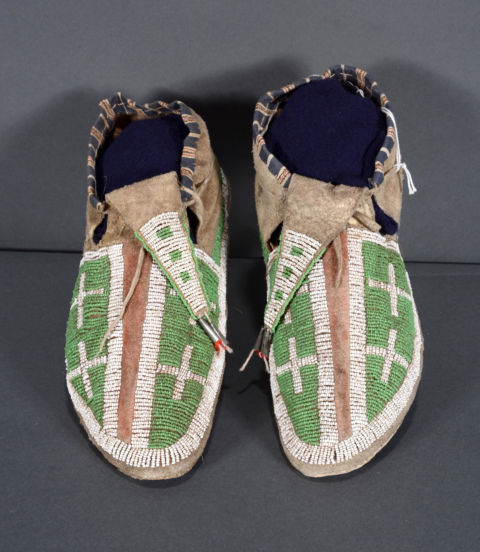 Sioux Moccasins With Green & White Beaded Design. (1 of 6)