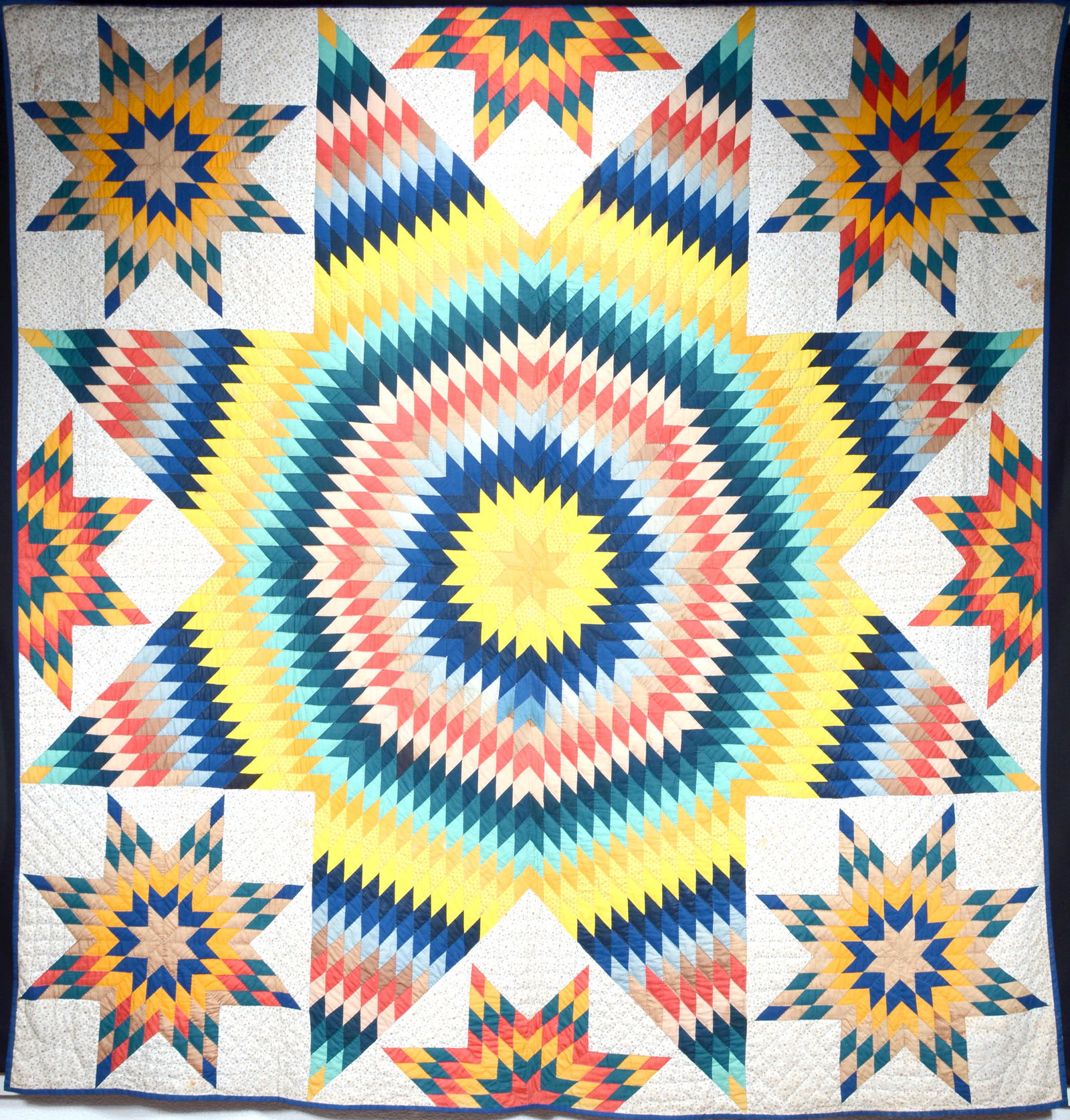 Mennonite, Lancaster Co. PA. Star of Bethlehem Quilt. (1 of 14)