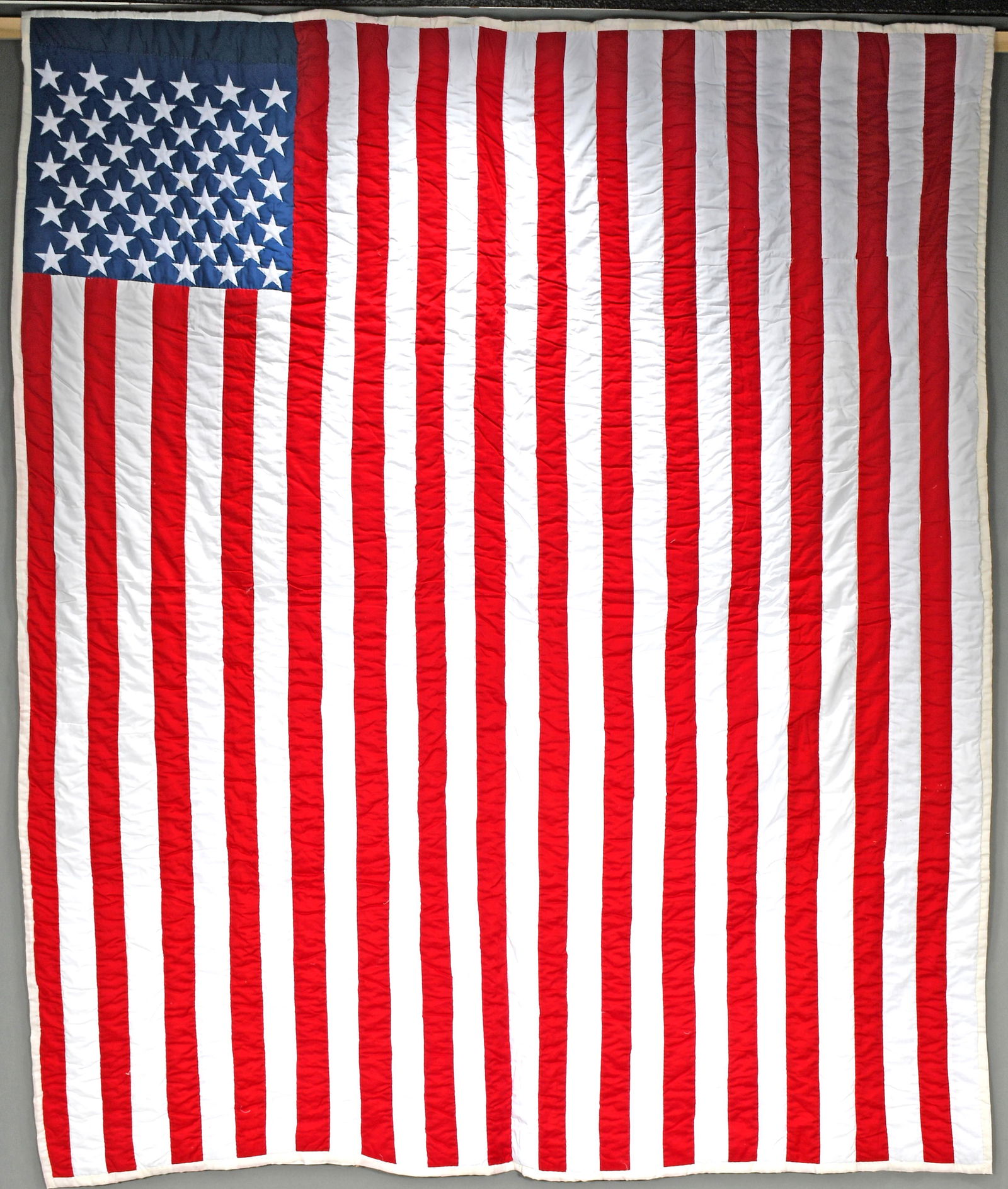 Jean Mitchell. Folky American Flag Quilt. (1 of 3)