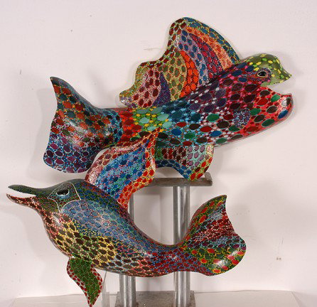 Steve and Jeff Payne. Fantasy Fish.: Carved and painted wood. Excellent condition. Largest is 23"long x 14.5"h. Est. $200-400. Ship: $75