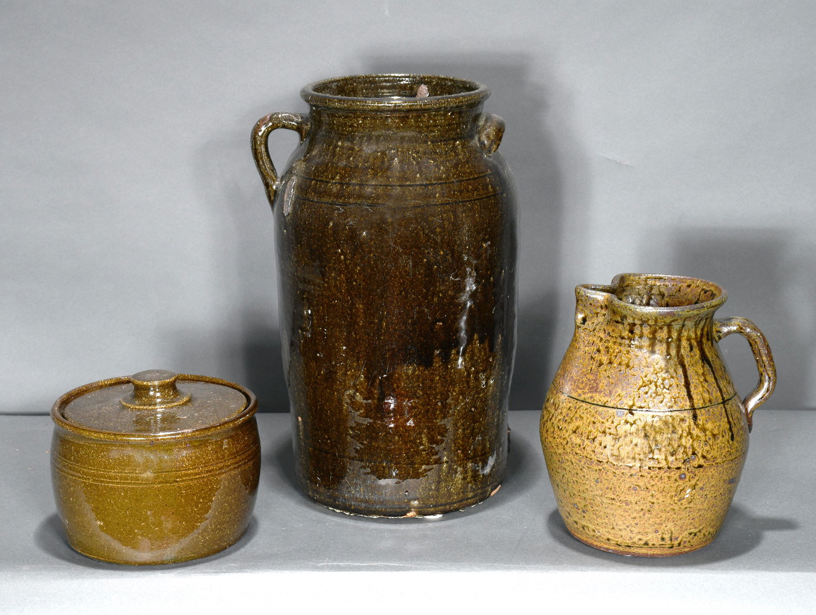 Lanier Meaders. 4 Gallon Churn, Pitcher & Bean Pot. (1 of 5)
