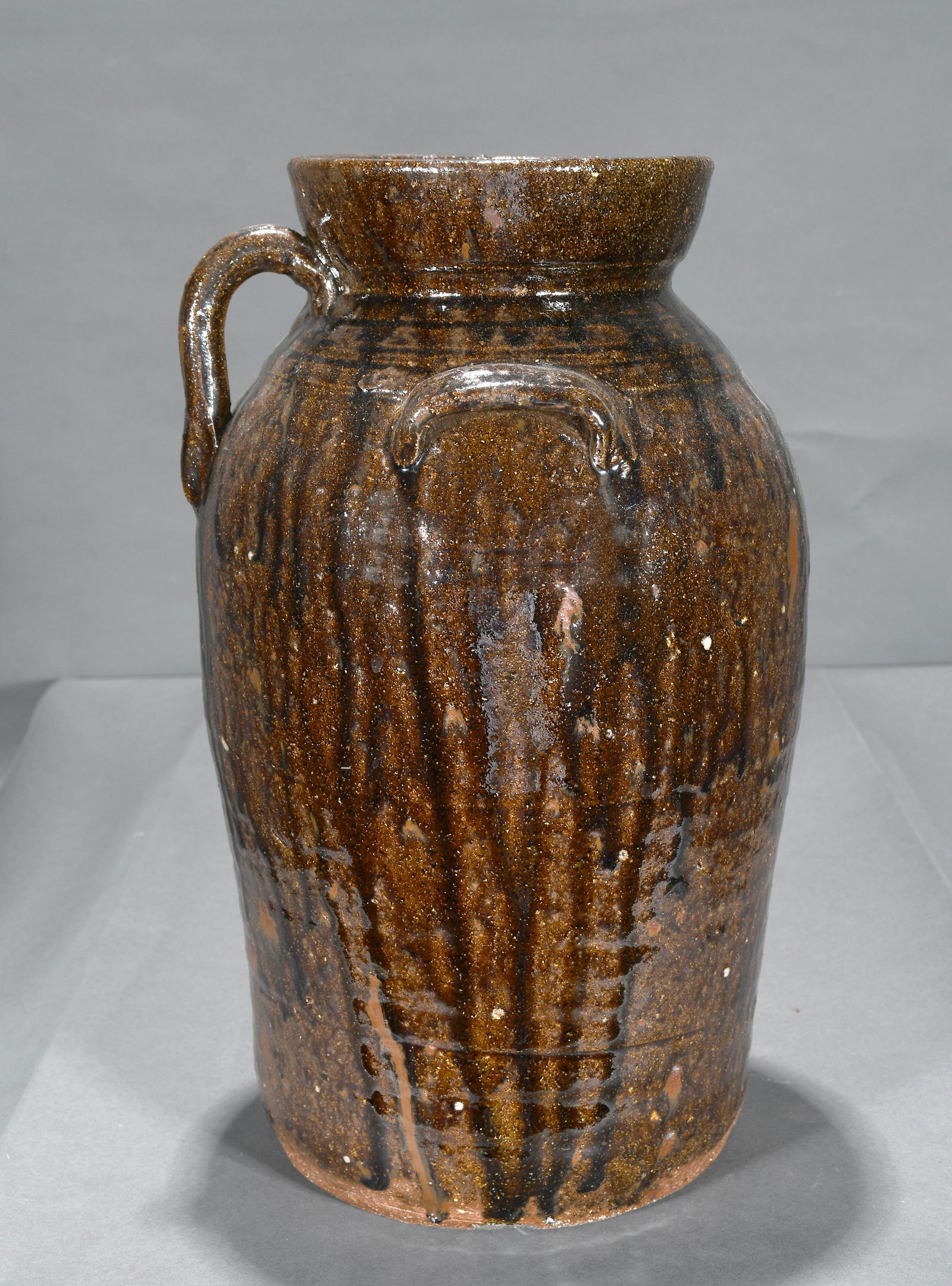 Three Gallon Churn. (1 of 6)