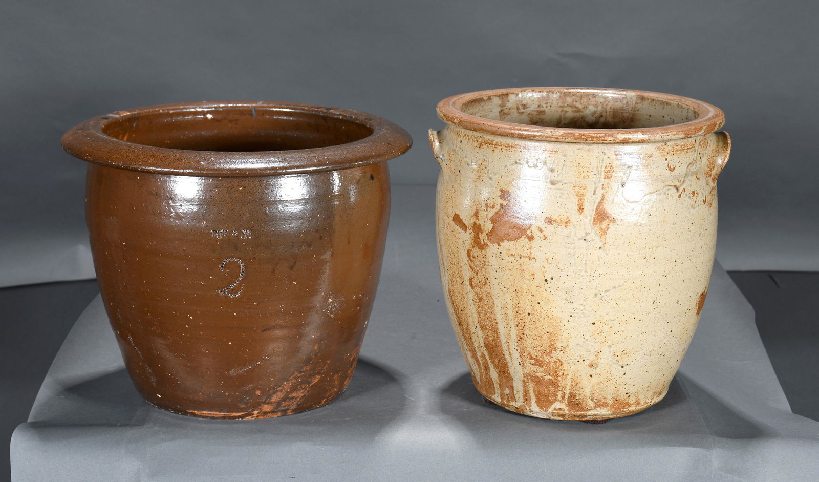 Poe & Co. Pair of Two Gallon Flower Pots. (1 of 4)