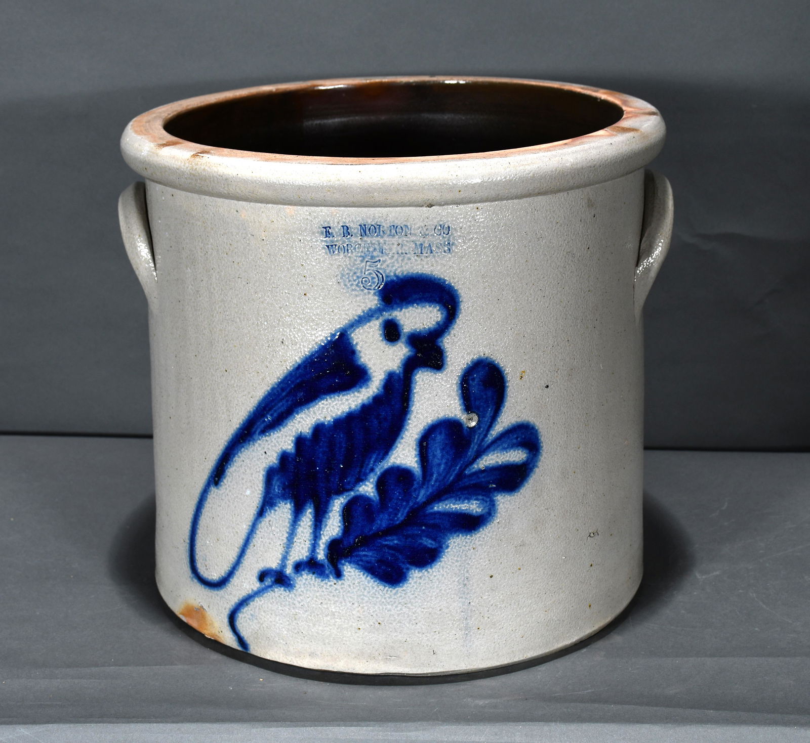 F. B. Norton & Co. Salt & Cobalt 5 Gallon Crock. (1 of 2)