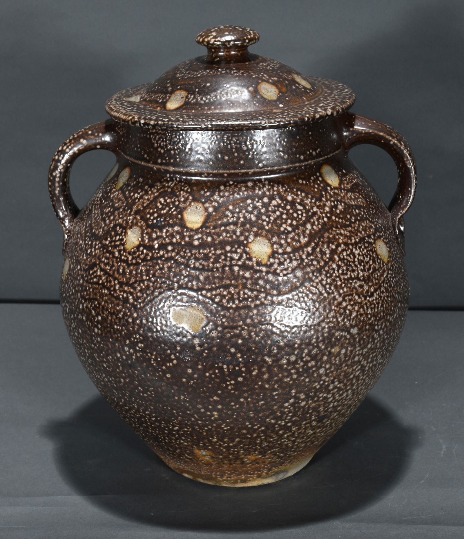 Mark Hewitt. Art Pottery Storage Jug. (1 of 3)