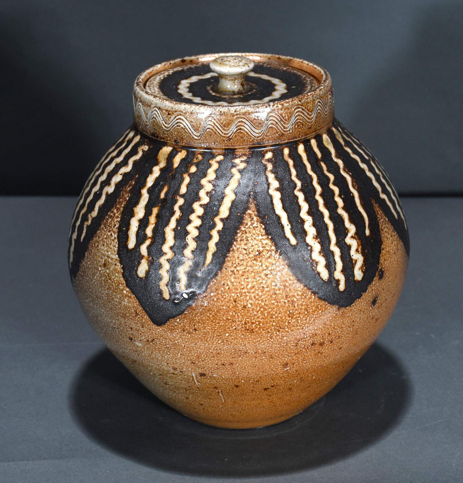 Mark Hewitt. Bean Pot with Lid. (1 of 2)