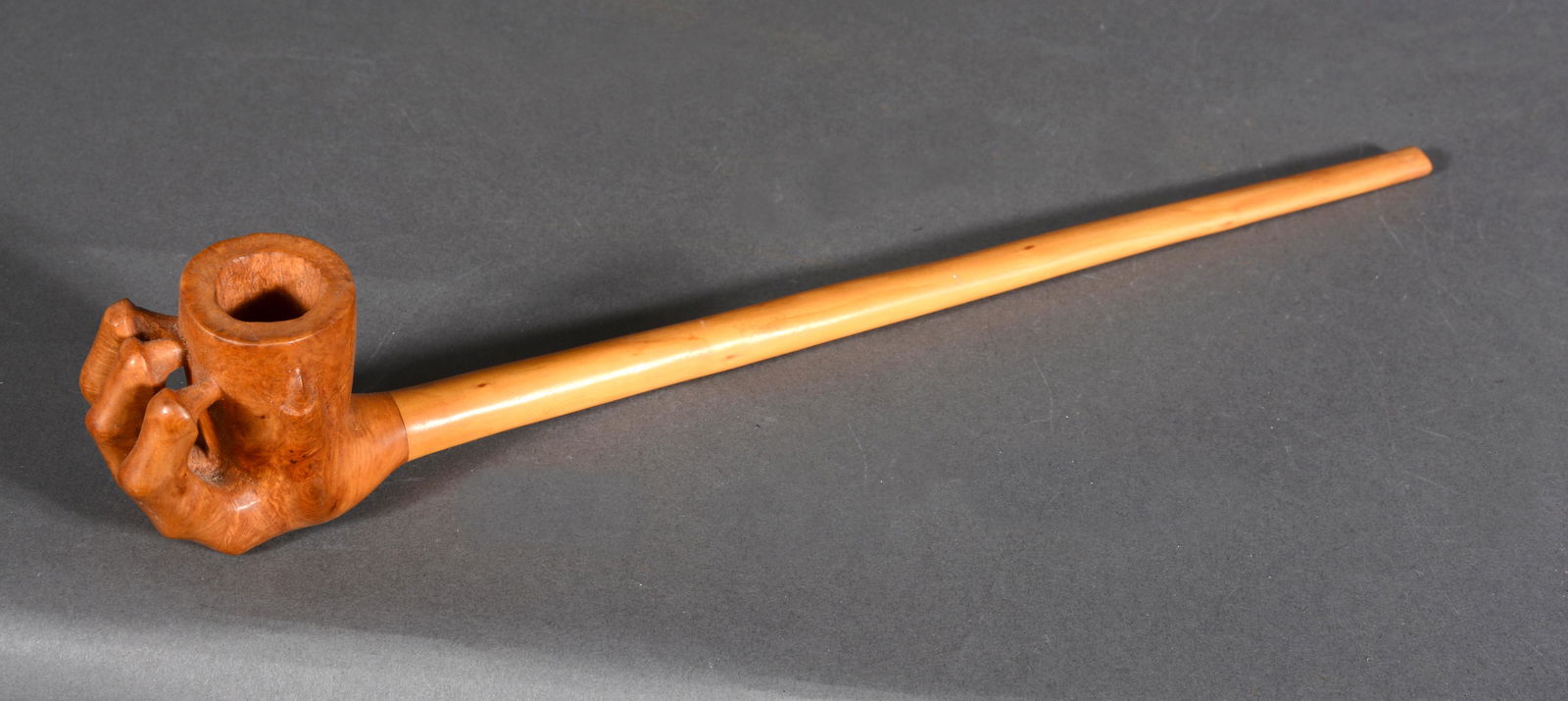 B.L. Cherokee Eagle Claw Carved Pipe. (1 of 10)