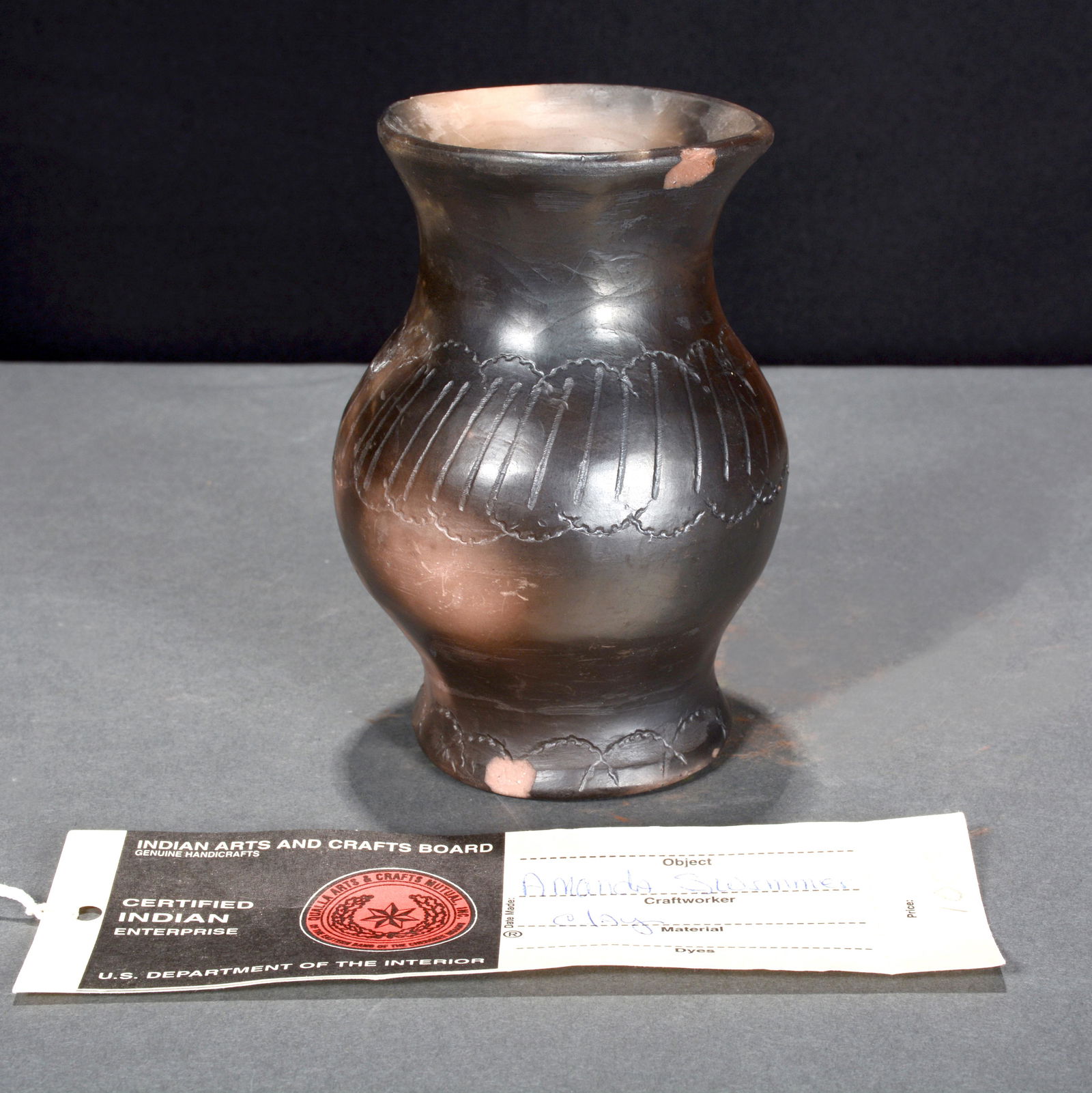 Amanda Swimmer. Small decorated vase. (1 of 3)