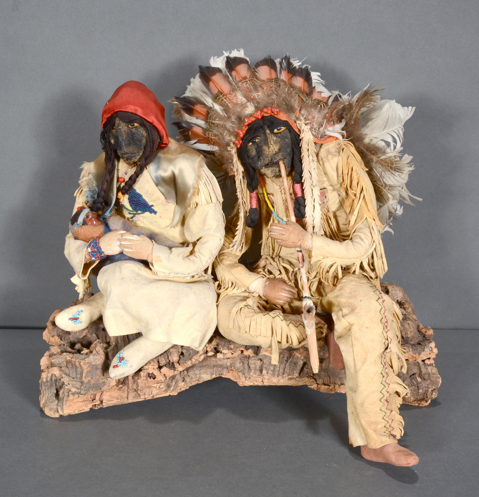 Native American Doll Couple With Baby. (1 of 6)