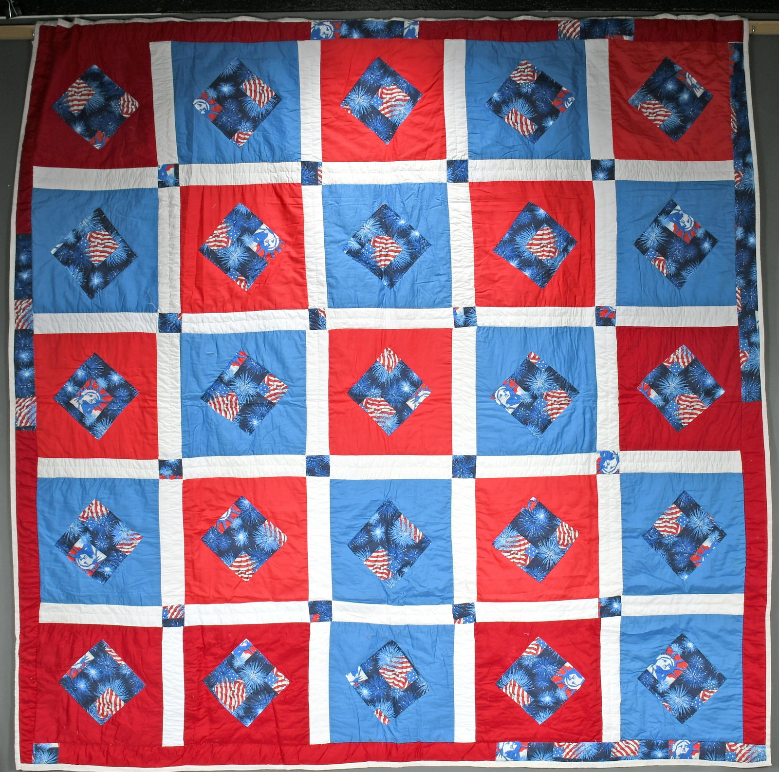 Jean Mitchell. 4th of July Quilt.: Jean Mitchell. 4th of July Quilt. Not signed. Cotton mid-weight quilt. Excellent condition. 92". X 92". Est. $800-1,200. Ship: $45