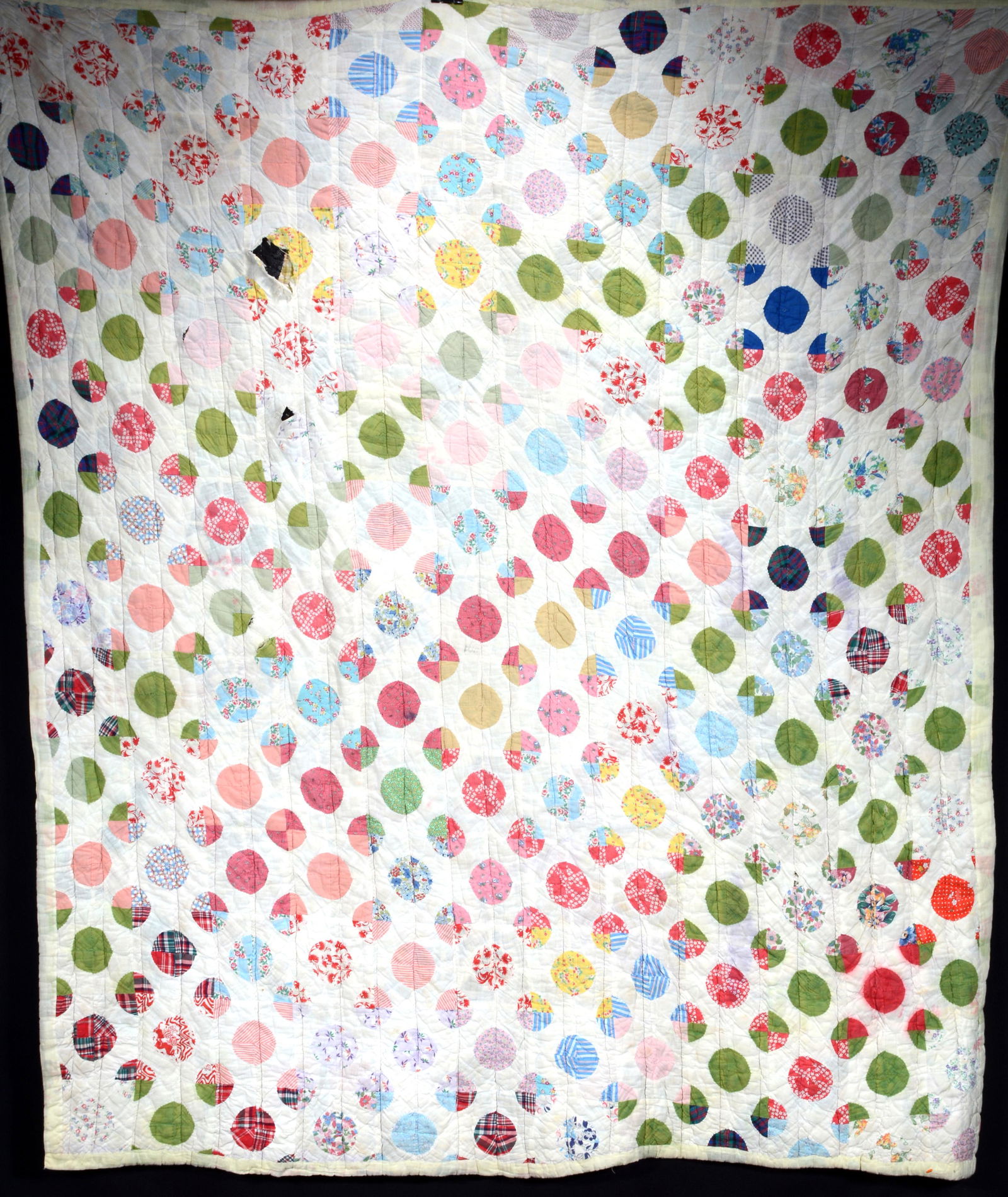 African American Circle Pattern Quilt (1 of 5)