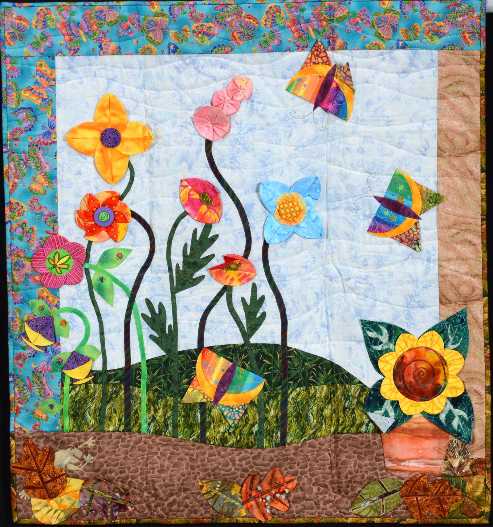 Annie. Fantasy Garden Quilt (1 of 5)