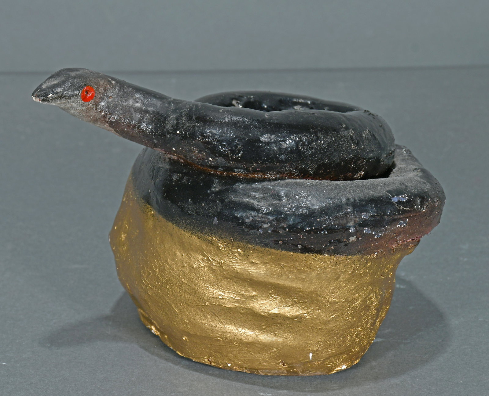 Raymond Thomas. Snake Pot.: Raymond Thomas. Snake Pot. Signed. Paint and gumbo clay. Great condition. 5"h. Purchased from Son Thomas 1994. Est. $200-300. Ship: $65
