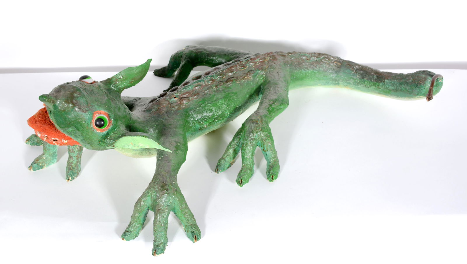 Minnie Black. Open Mouth Green Lizard. (1 of 3)