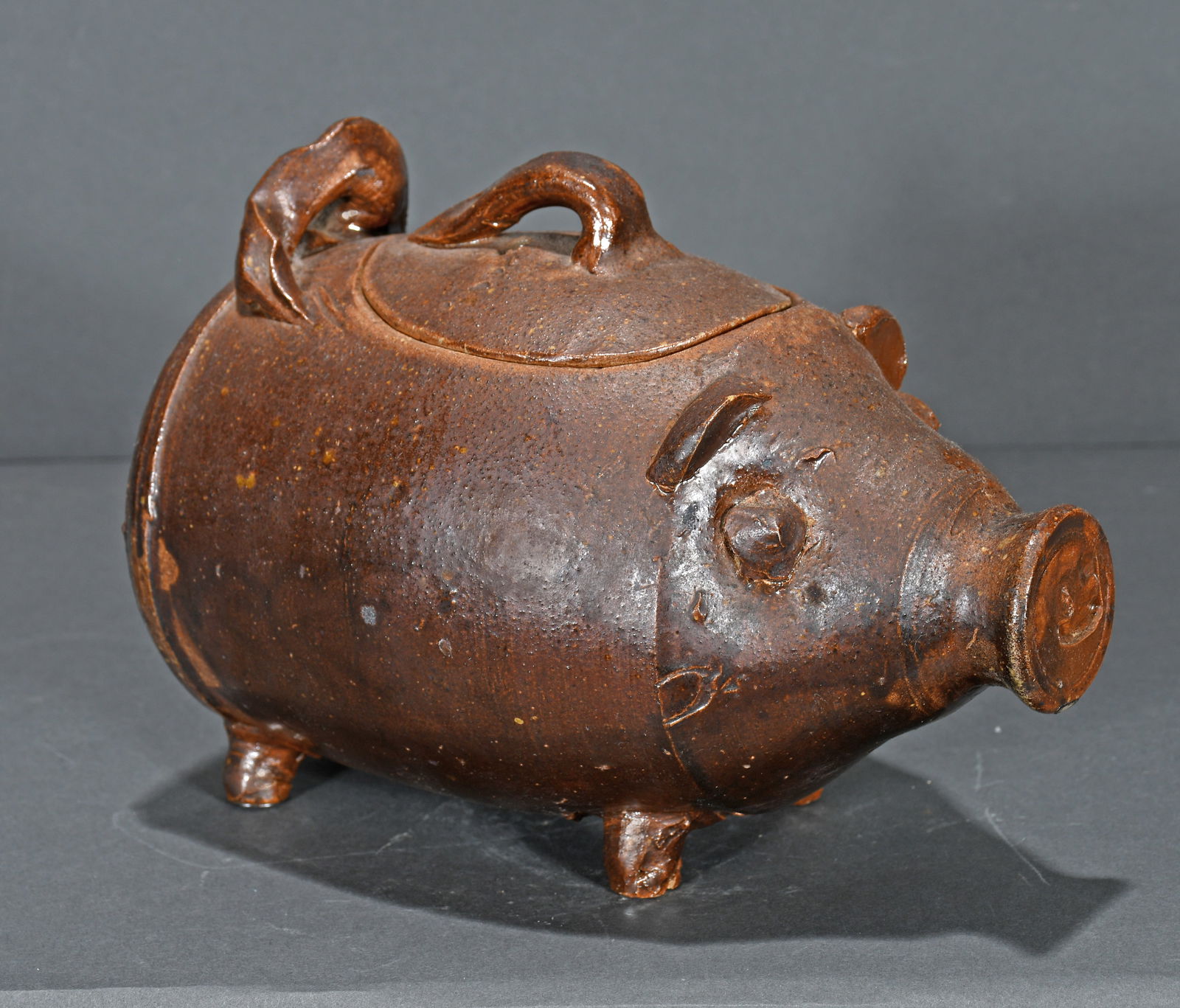 Smith. Alabama Pig.: Smith. Alabama Pig. Not signed. Excellent condition. 9" long. Est. $100-200. Ship: $45