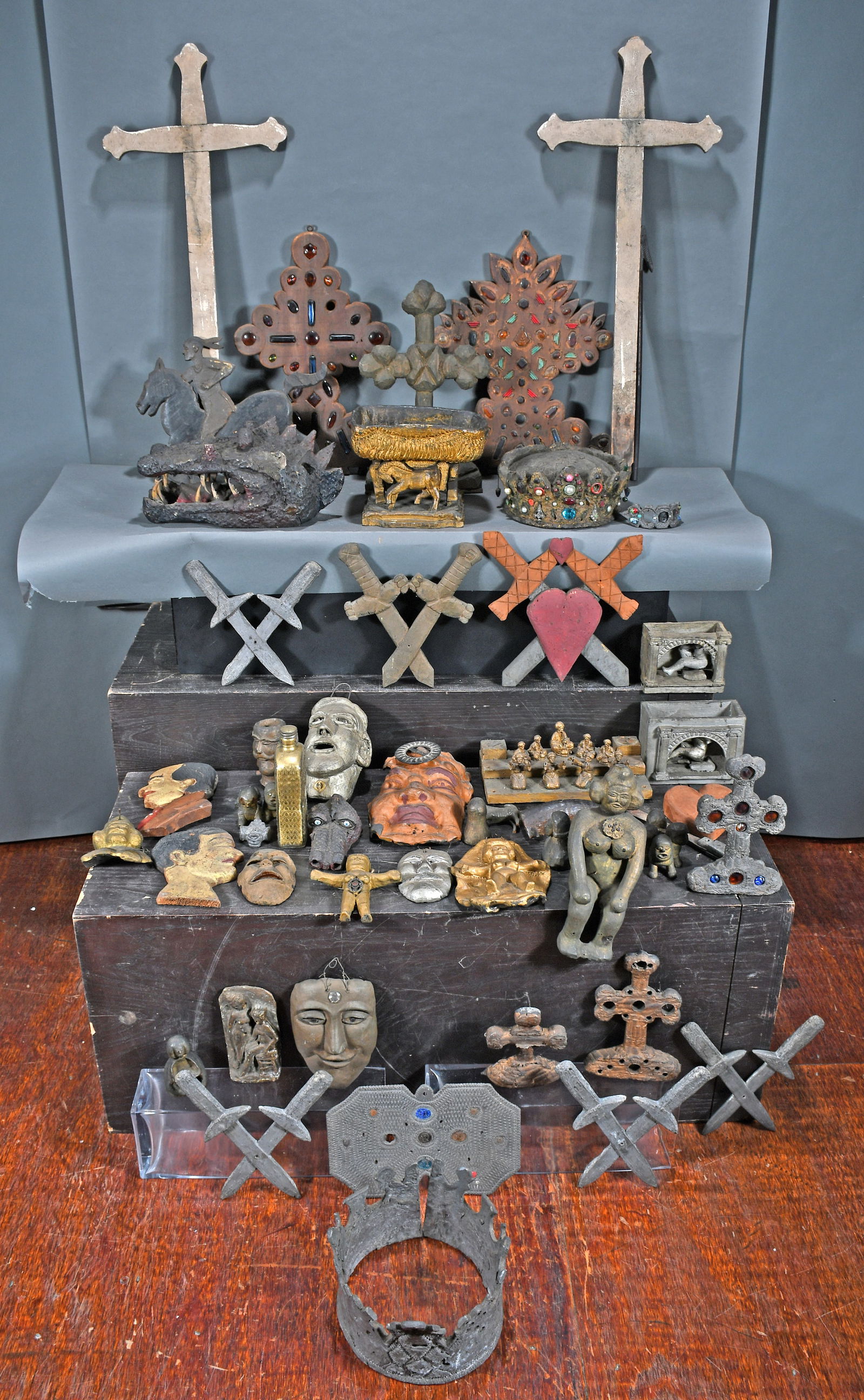 Uncle Joe. Large Group Lot. (1 of 4)