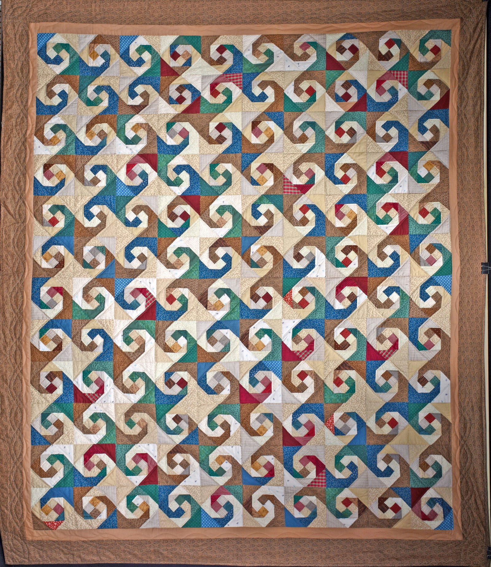 Betty Fain. Nautilus Shell Design Quilt. (1 of 5)