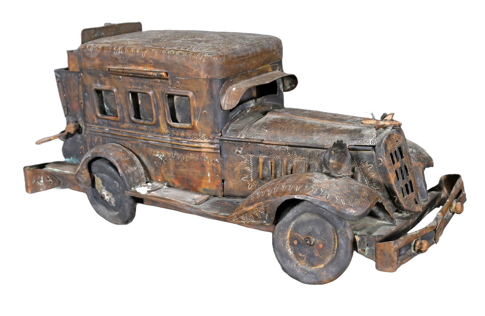 Early Car Found Tin Metal Construction Storage Box. (1 of 8)