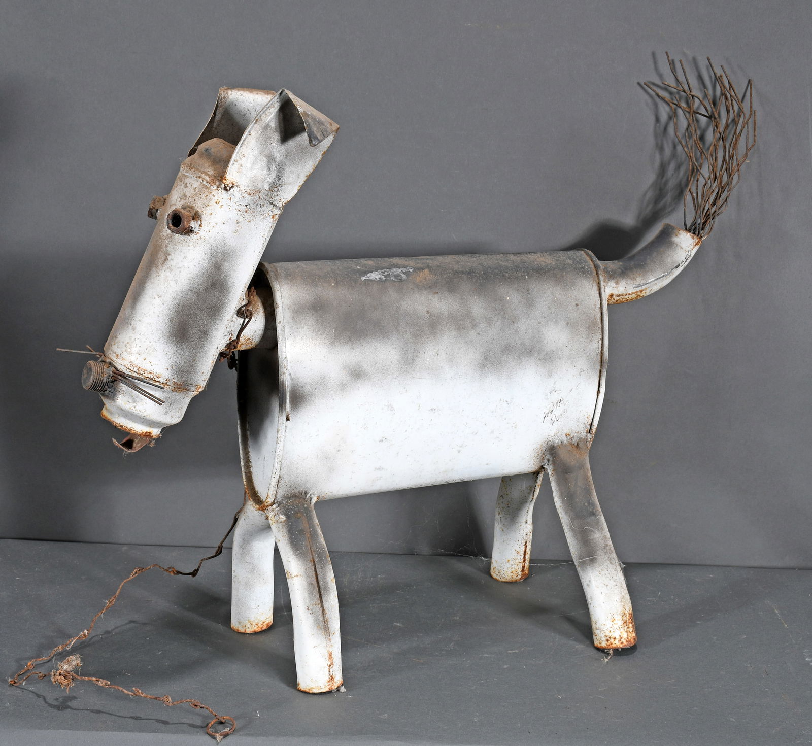 Muffler Dog. (1 of 3)