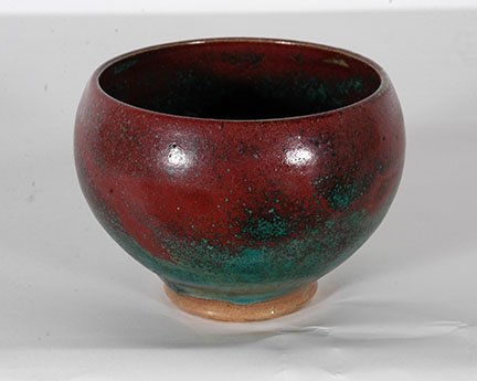 Ben Owen, Sr. Shanghi Soup Bowl.: Ben Owen, Sr. Shanghi Soup Bowl. Pottery has original first Ben Owen, Sr. stamp. Mint condition. 4” x 5”. Est. $200-400. Ship: $35
