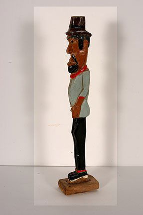 Elijah Pierce (attrib.). Standing Man.: Elijah Pierce (attrib.). Standing Man. Not signed or dated. Found in an Alabama store. Carved and painted wood. Great condition. 15.5”h. Est. $500-800. Ship: $35