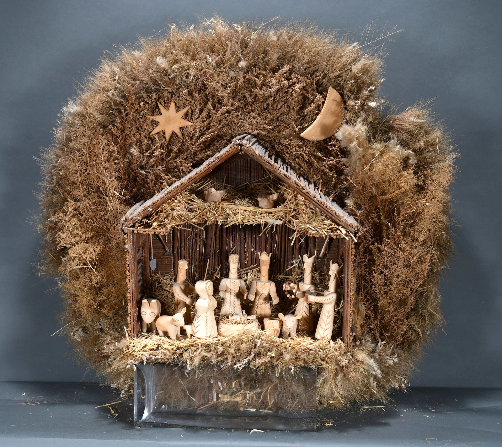 Gloria Lopez Cordova. Large Birth of Christ Manger Wreath. (1 of 11)