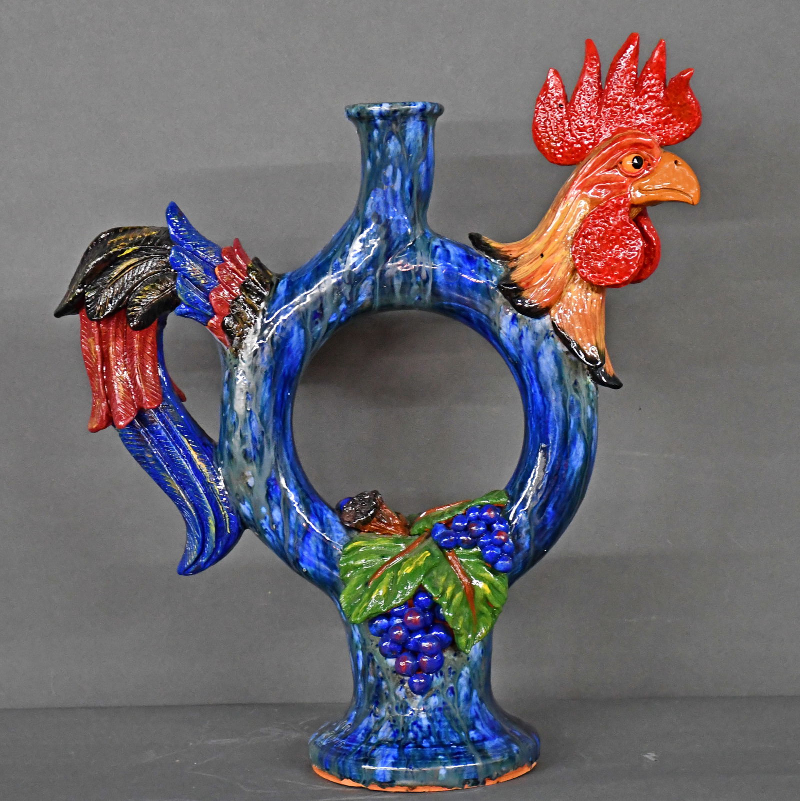 Rex Hogan. Extra Large Rooster Ring Jug. - 3