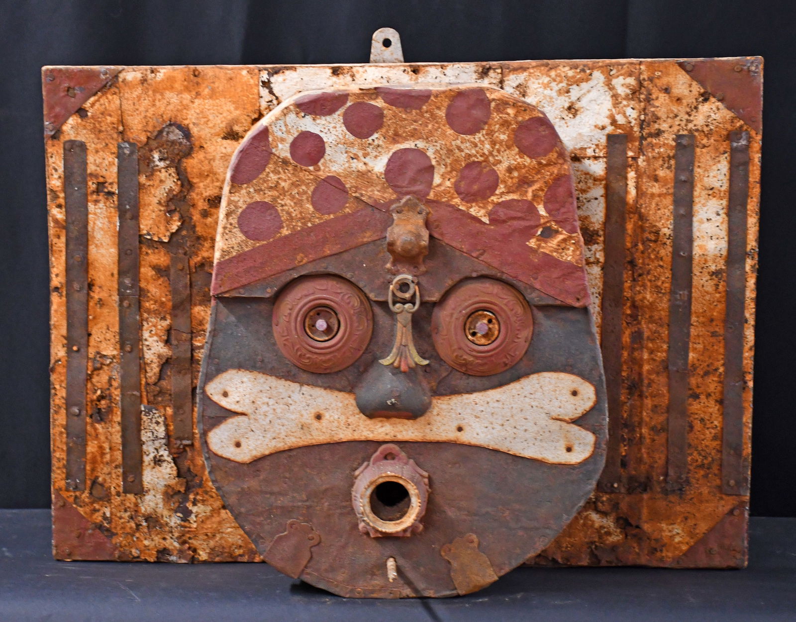 Figural Bird House. - 3