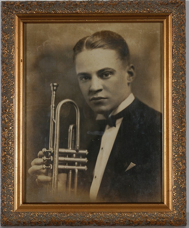 Leon Bismark “Bix” Beiderbecke. Sepiatone Photo. c.: Leon Bismark “Bix” Beiderbecke (1903-1931). Sepiatone Photo. c. 1920’s. Not signed. Great condition. Photo is 7” x 9”. Frame is 9.5” x 11.5”. Est. $100-200. Ship: $35 Beiderbecke was one