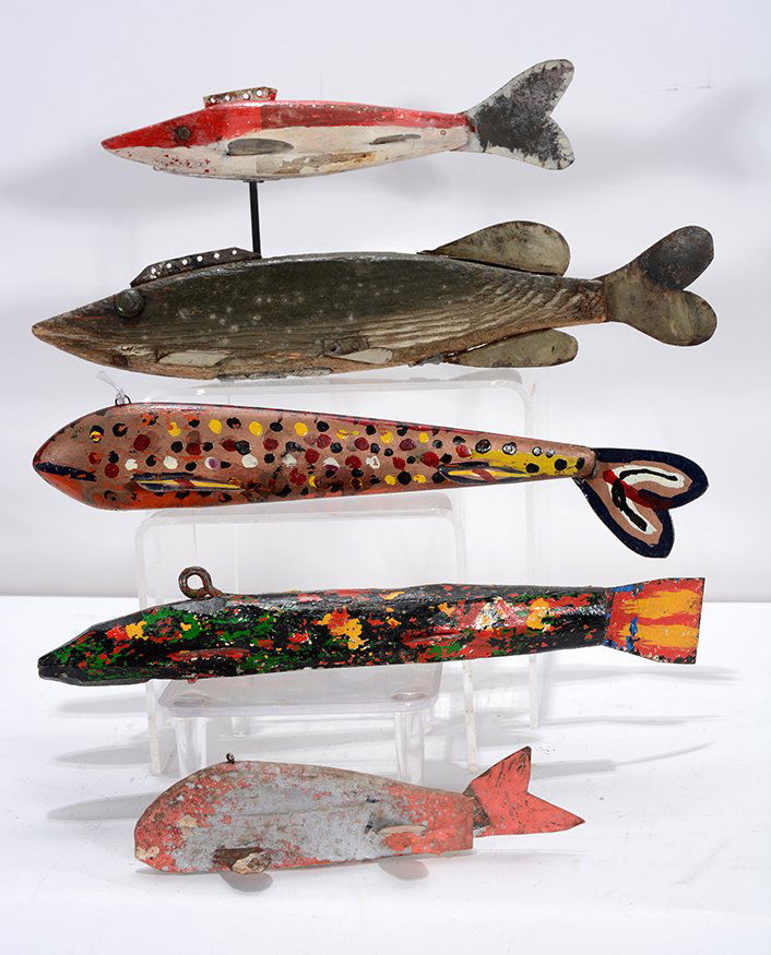 Five Ice Fishing Decoys. (1 of 3)