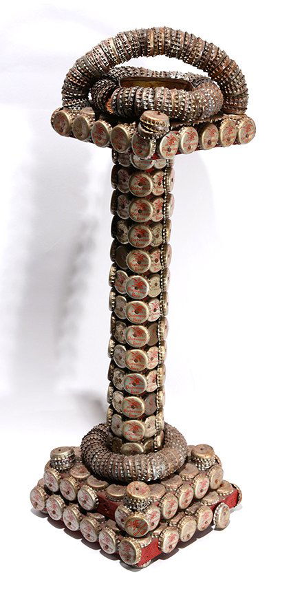 Bottlecap Stand With Ashtray. (1 of 2)