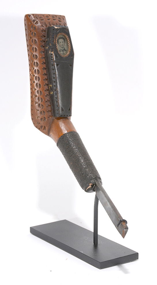 Memorial Straight Razor Knife. (1 of 7)