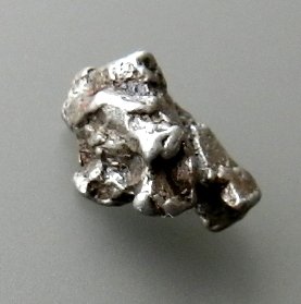 Iron Meteorite - Campo del Cielo.: Date Of Manufacture: 4,5 MilliardCountry Of Origin: ArgentinaMaterial: Iron MeteoritDimensions: 0,50 x 0,40 InchesExclusive 4,5 Milliard Years Old Meteorite! Iron Meteorite - Campo del Cielo. Weight 2