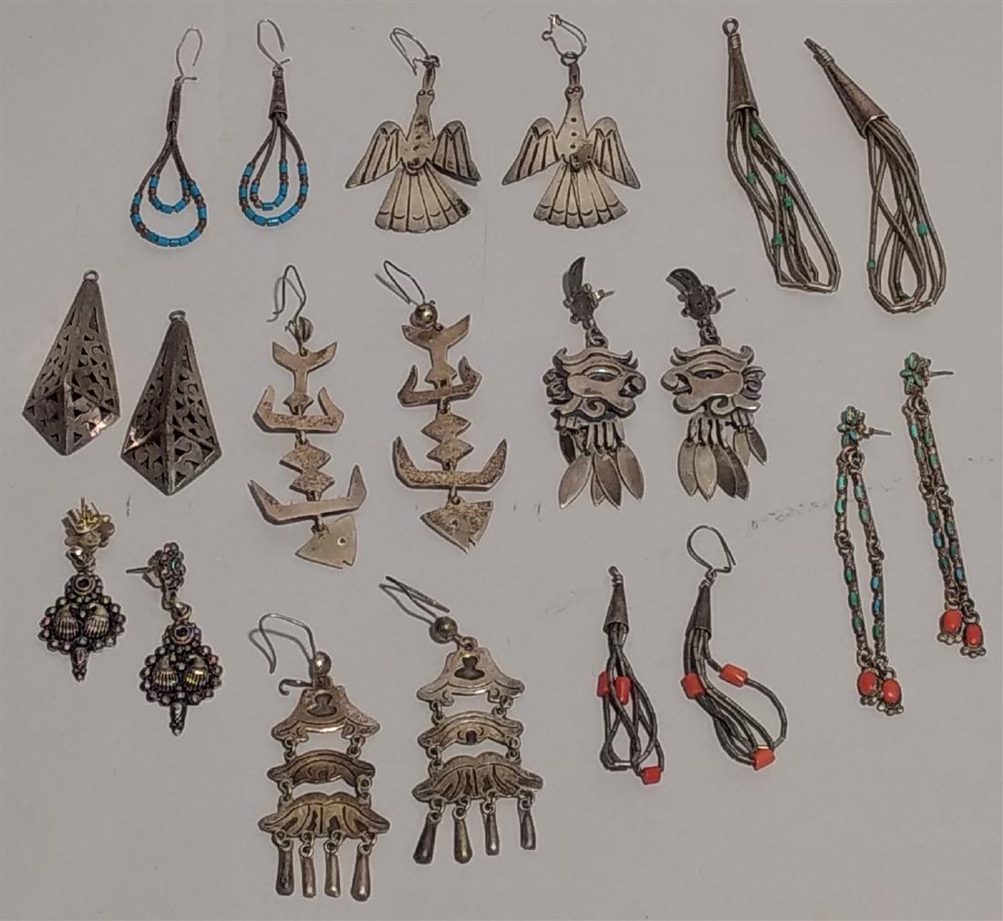 Southwestern Jewelry Sterling Silver Earrings. (1 of 4)