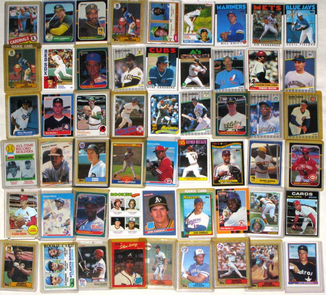 54 Vintage Baseball Cards: Lot of 54 Vintage Baseball Cards 1970s & 80s Many Rookie Cards