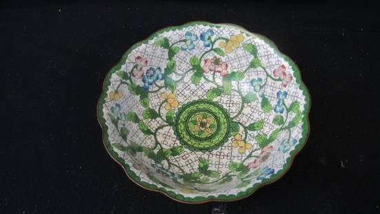 Chinese Qing Dynasty Cloisonne Floral Bowl: A Chinese Qing dynasty style cloisonne floral bowl; Very finely made; Features a beautiful multicolored floral design on both the outside and the inside of the bowl; Has a decorative scalloped