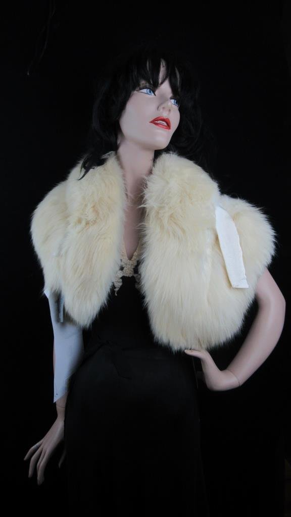 Vintage White Rabbit Fur Shawl / Capelet: A vintage white rabbit fur shawl or capelet; Very soft and warm; Luxurious feeling; By Palm Beach Furriers; Perfect accessory in fall and winter; Lined with satin