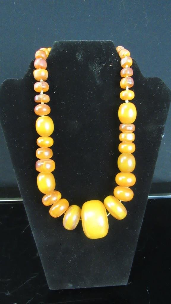Amber Beaded Necklace (1 of 6)