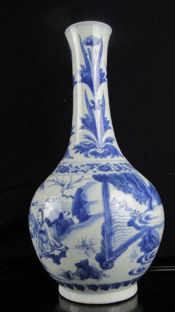 A BLUE AND WHITE BOTTLE VASE FROM CHRISTIES (1 of 10)