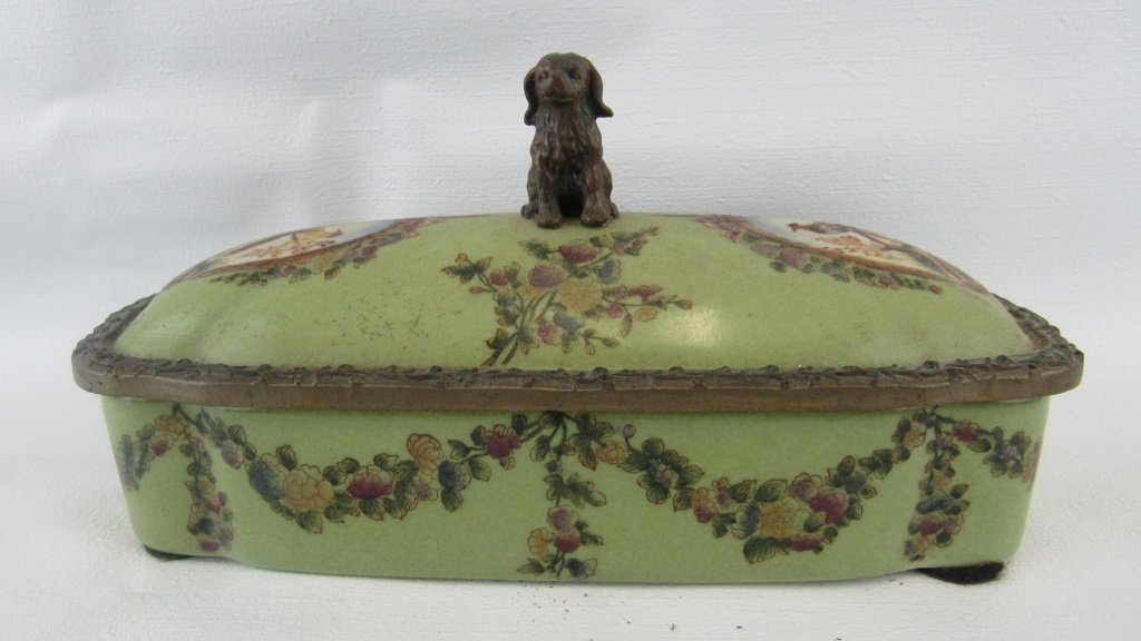 Chinese Export Footed Bowl (1 of 6)