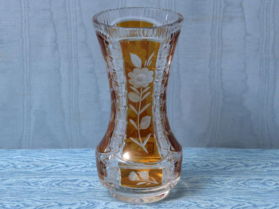 VASO: in cristallo di BoemiaXX° secolo Repubblica Cecah cm 28 x Ø 15