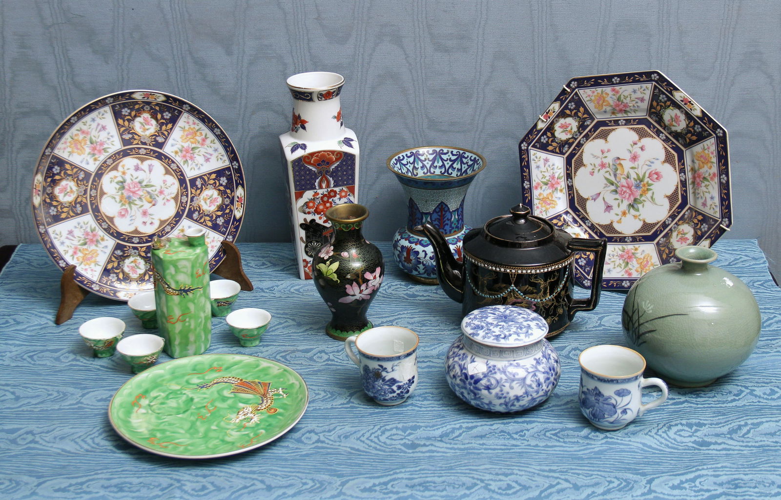 LOTTO DI 11 OGGETTI (1 of 1)