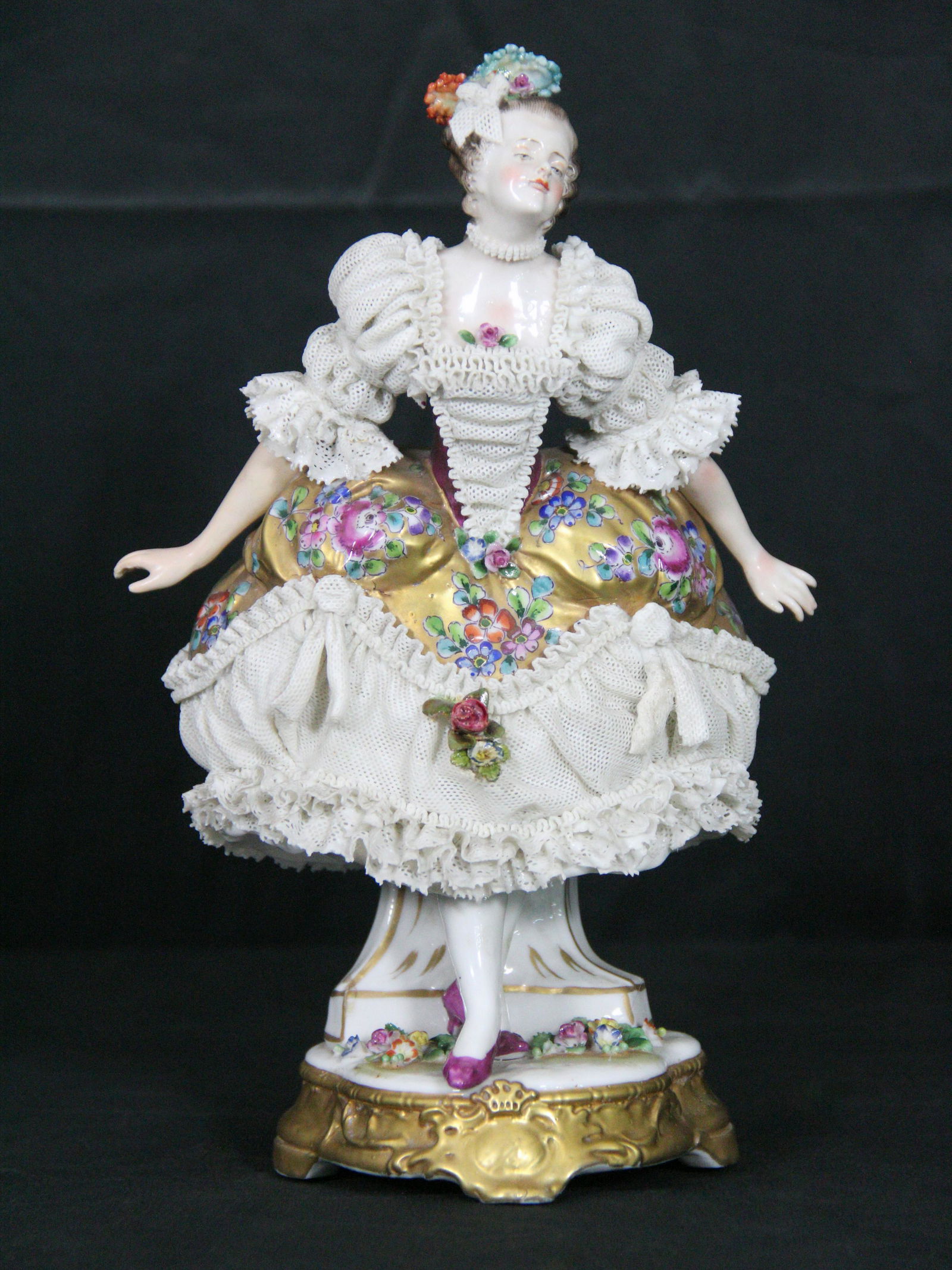 SCULTURA Raff Dama (1 of 2)