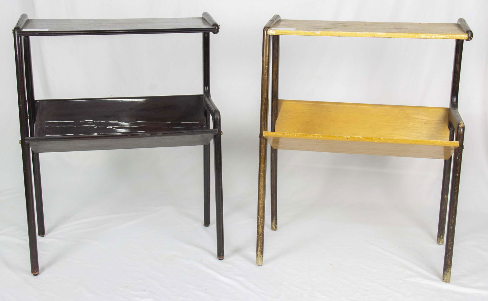 DUE PORTARIVISTE (1 of 1)