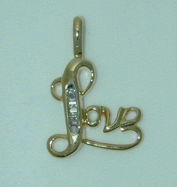 DIAMOND LOVE PENDANT 14K