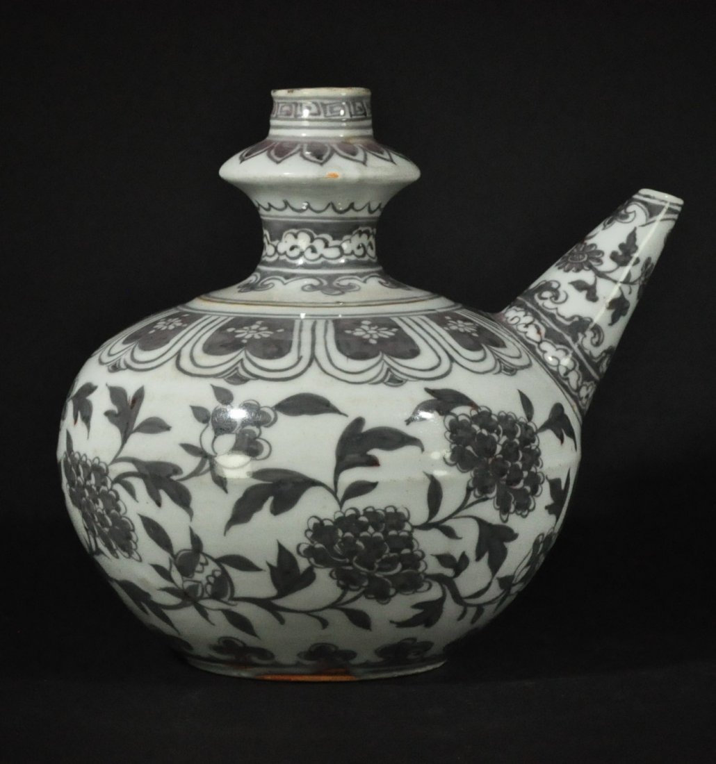 MING D. A RED AND WHITE POT (1 of 6)