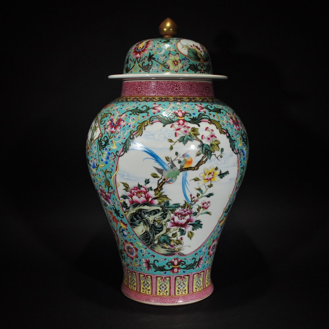 20TH C. A FAMILLE ROSE FLOWER JAR (1 of 10)