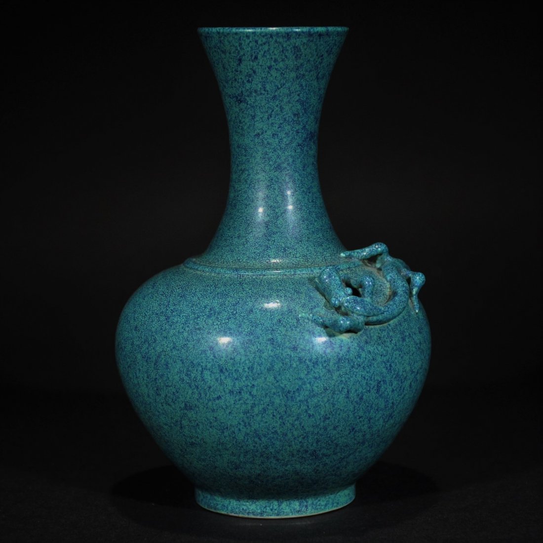 20TH C. A LU JUN WARE DRAGON VASE: 14.5 cm.