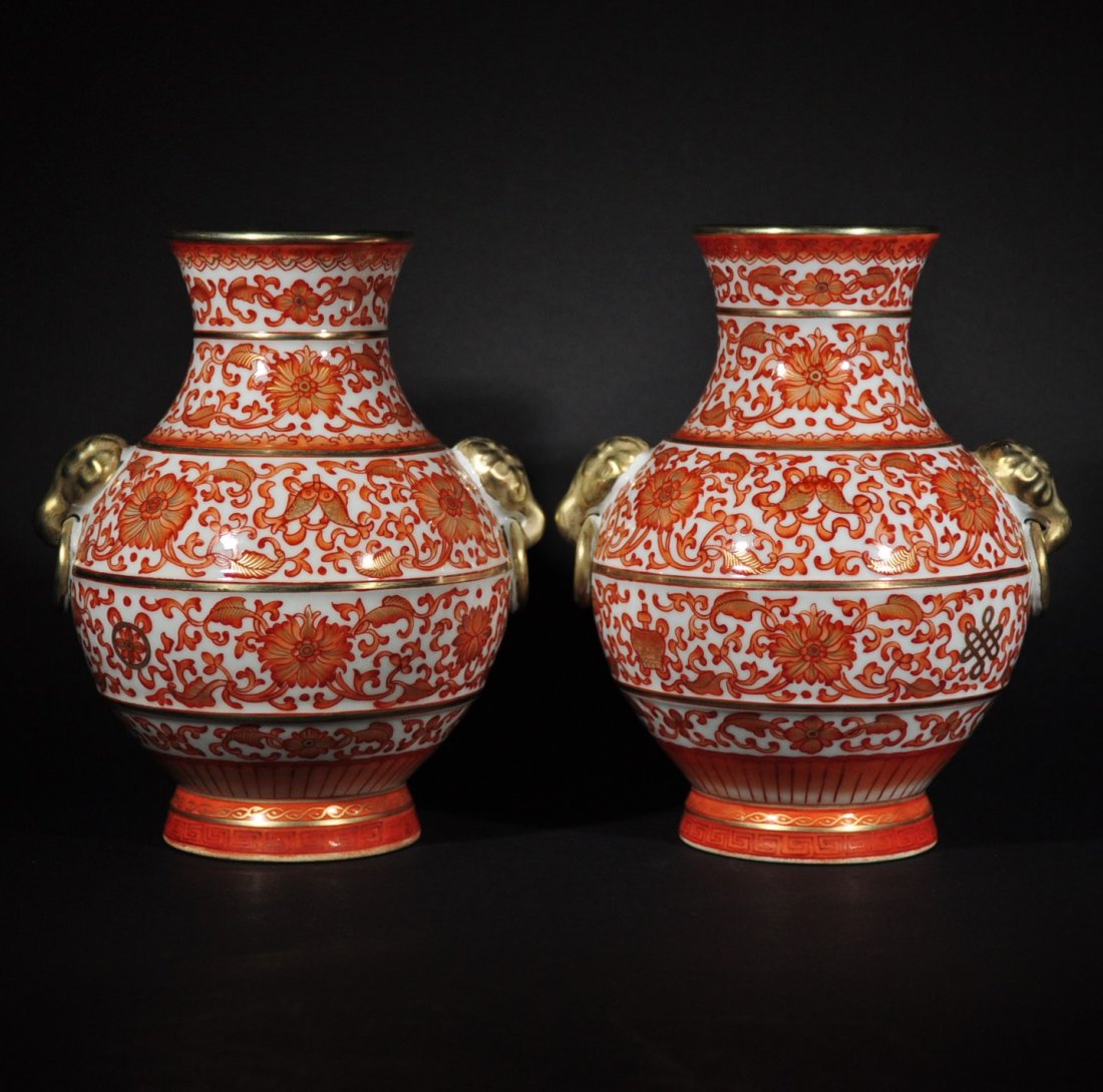 QING D. A PAIR OF GILT RED VASES (1 of 8)