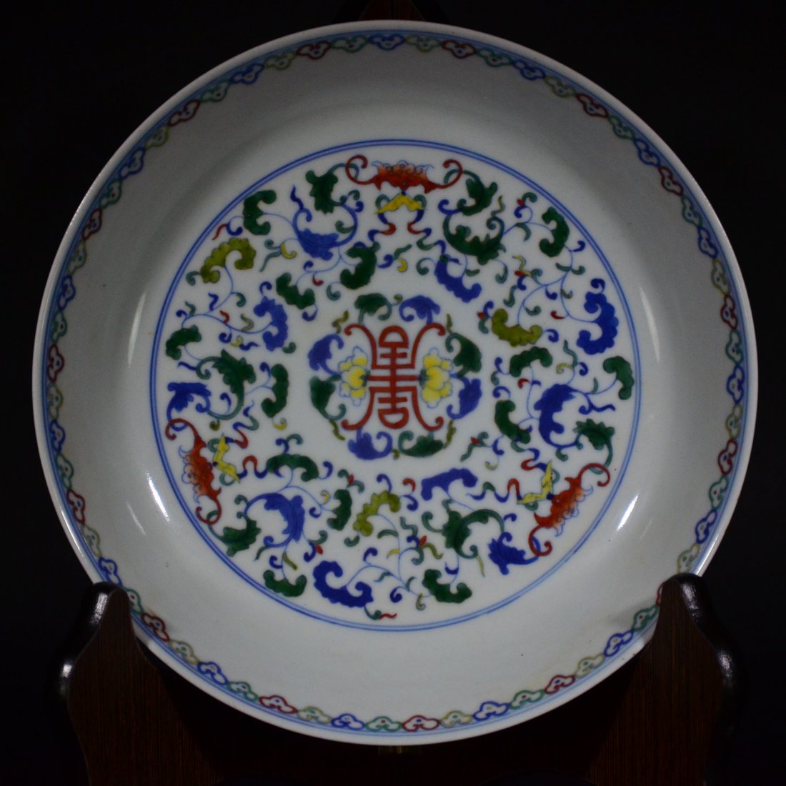 A GUAN WARE DOUCAI FLOWER DISH (1 of 8)
